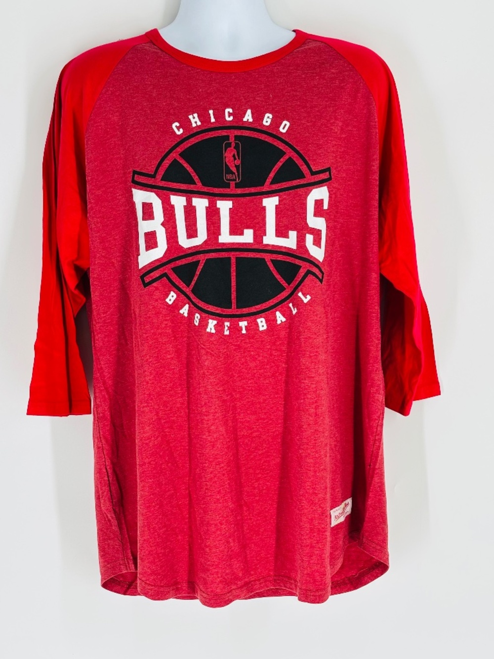 Mitchell & Ness Mens Chicago Bulls Raglan 3/4 Sleeve Shirt NBA Size: 2XL